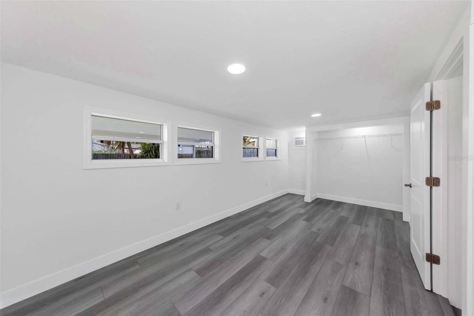 COLONIAL PARKS SUB - Residential