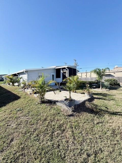 LAKESIDE HILLS ESTATES - Residential