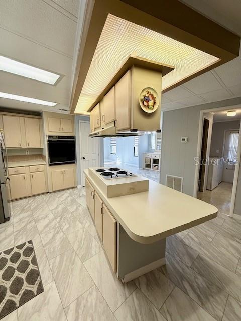 LAKESIDE HILLS ESTATES - Residential