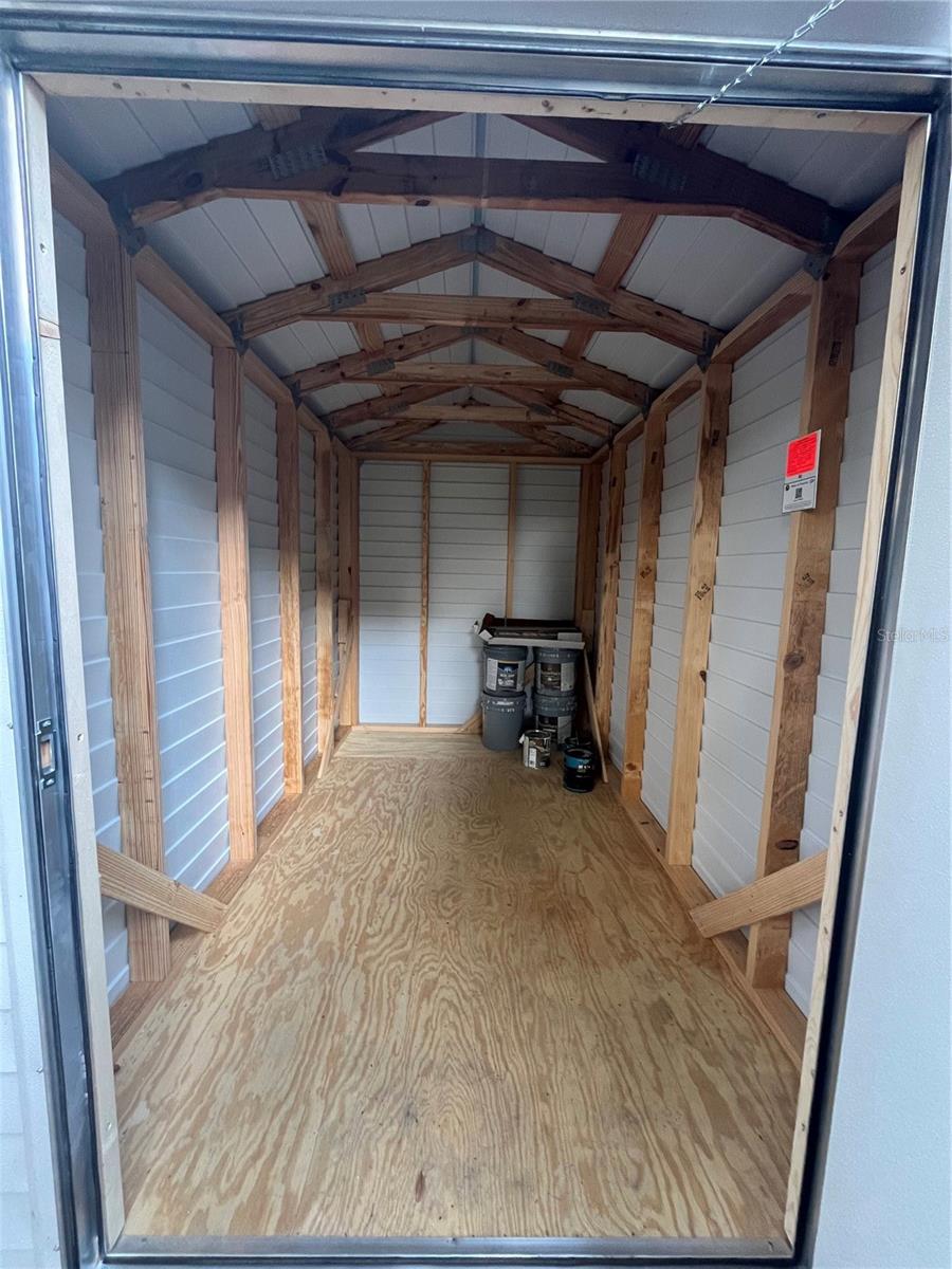 LINCOLN PARK - Residential Lease