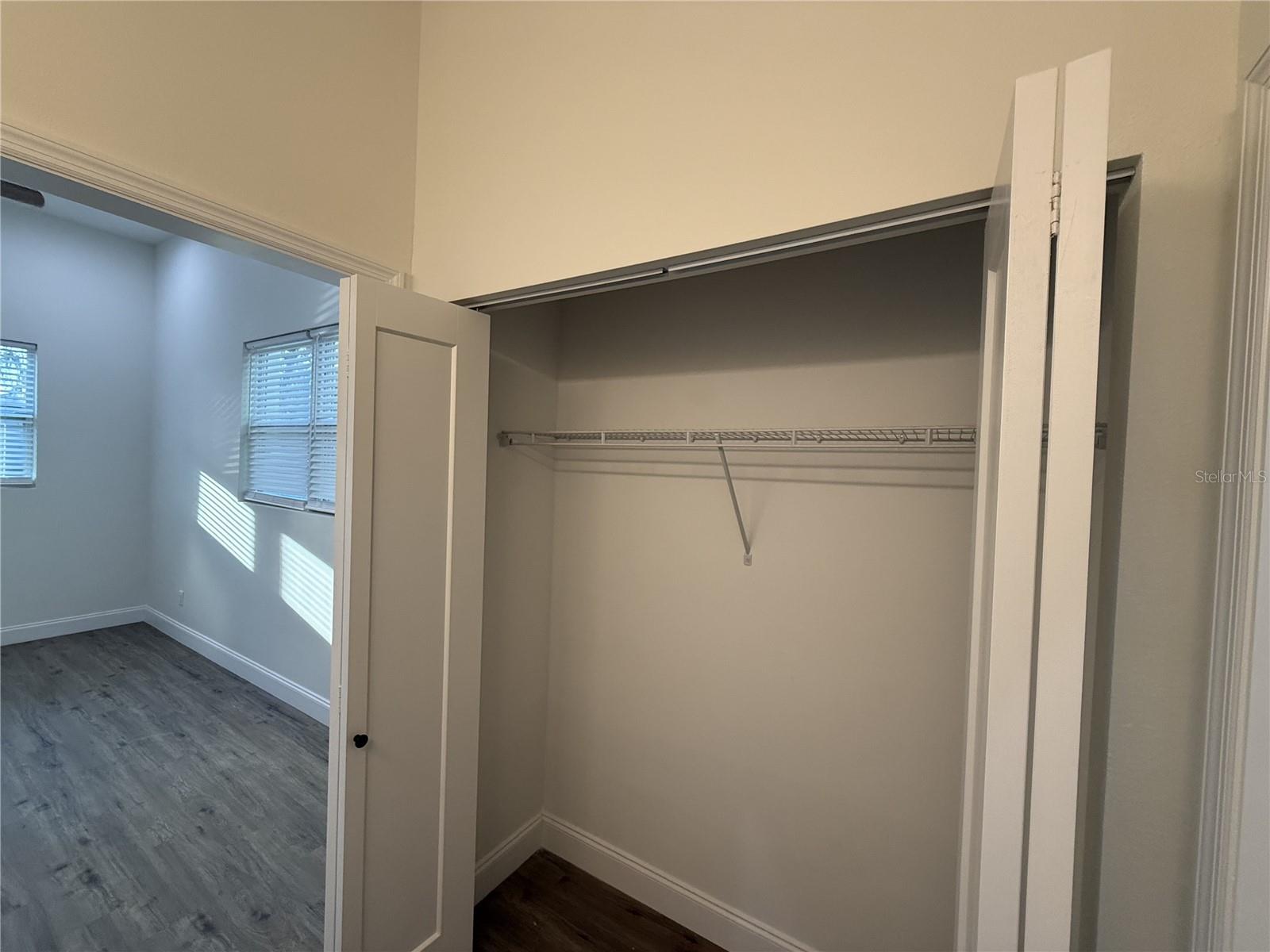 LINCOLN PARK - Residential Lease