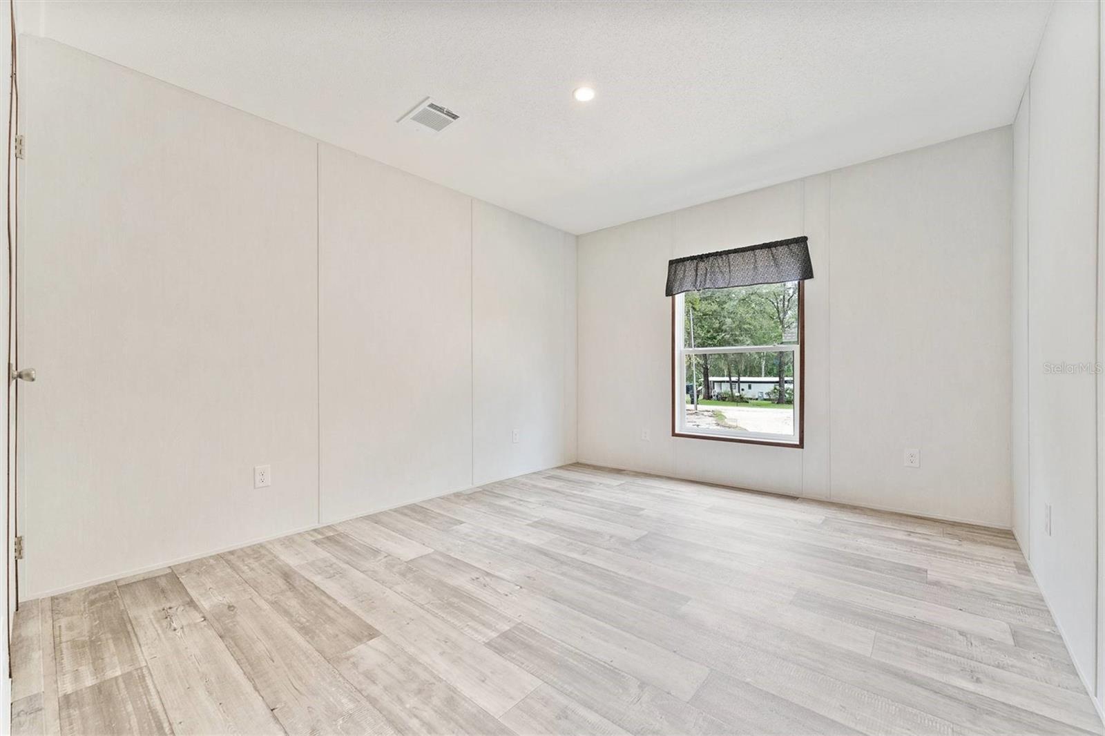 DUNN-HIRST - Residential