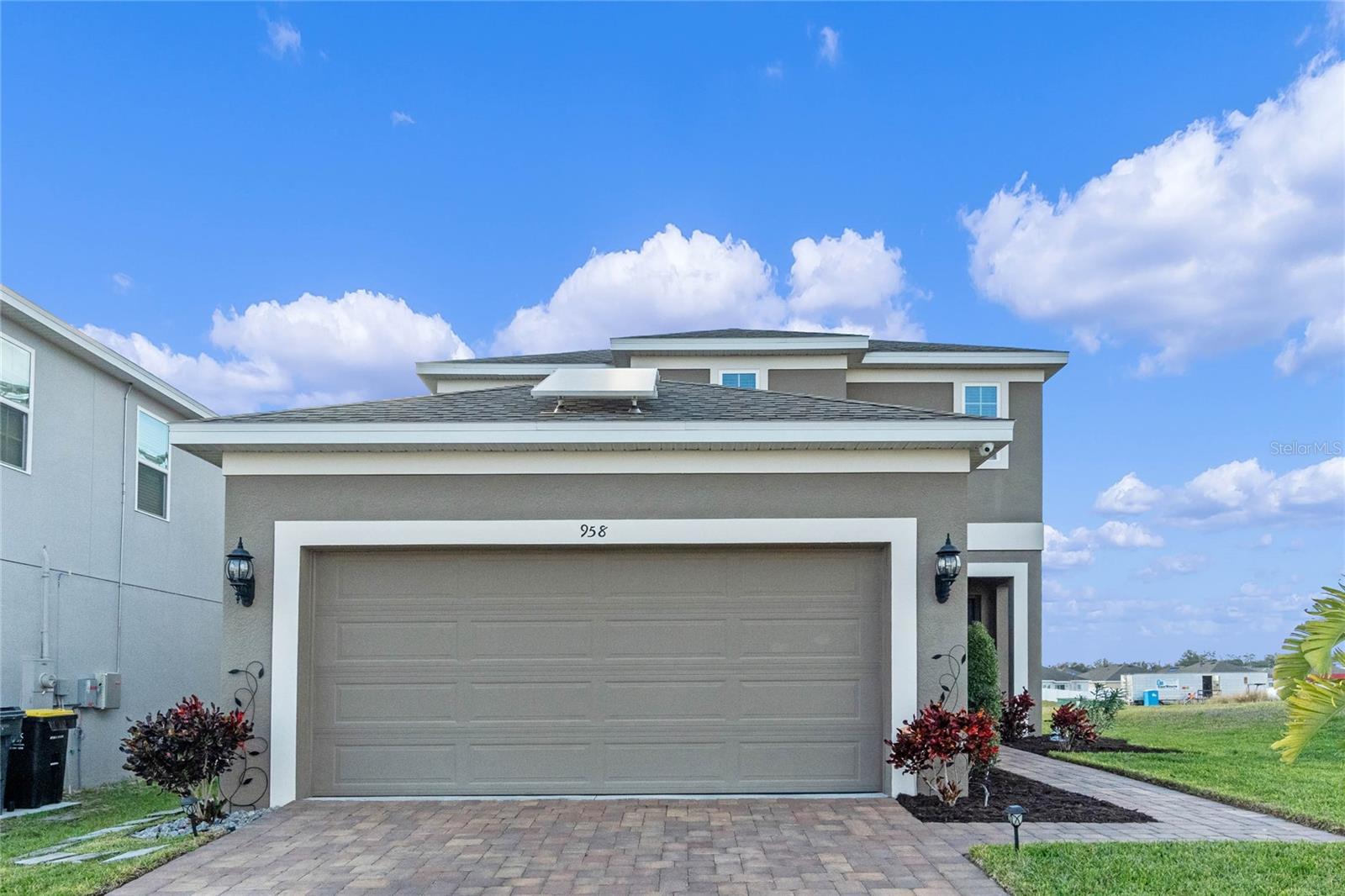 958 ANNA PLACE