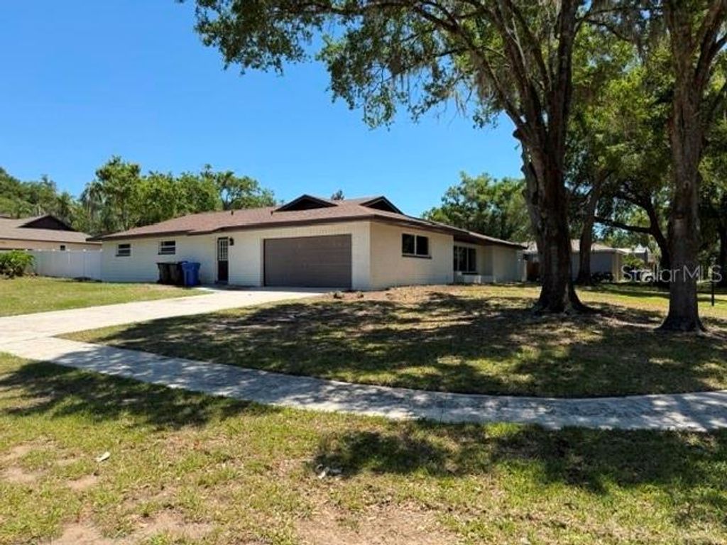 Photo of 2501 Brucken Road, Brandon, FL 33511 (MLS # TB8499969)