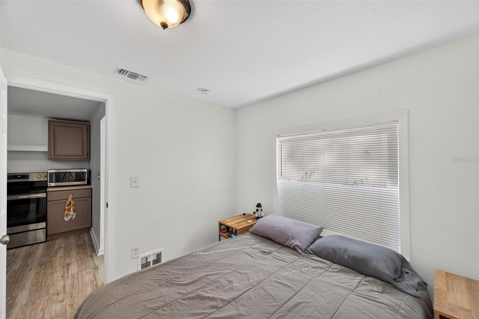 FOREST HEIGHTS REV - Residential Lease