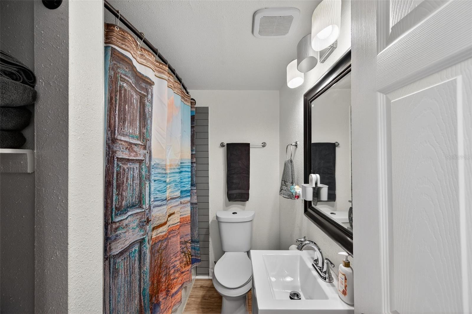 FOREST HEIGHTS REV - Residential Lease