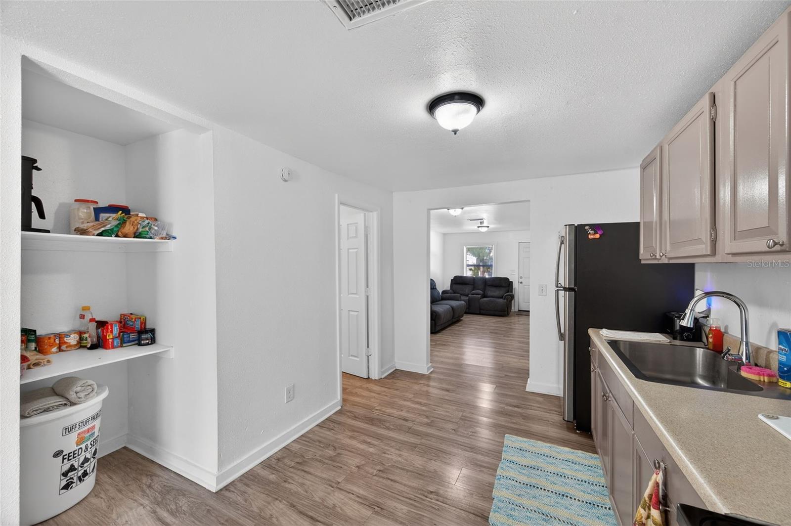 FOREST HEIGHTS REV - Residential Lease