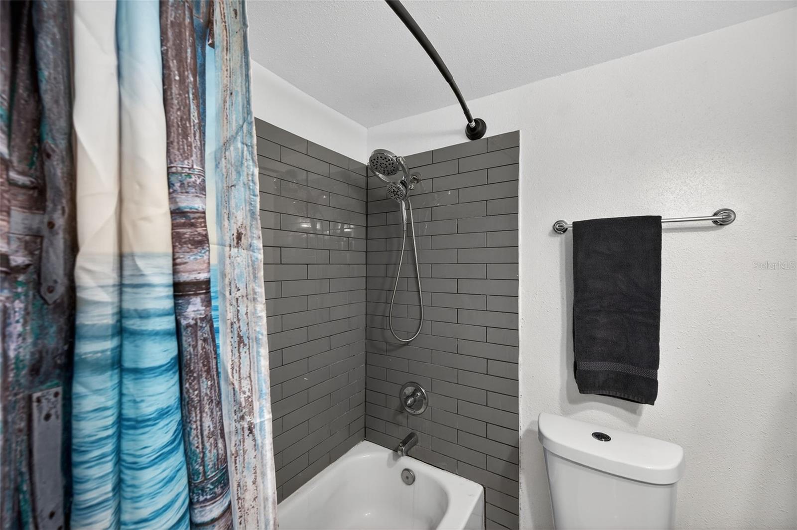 FOREST HEIGHTS REV - Residential Lease