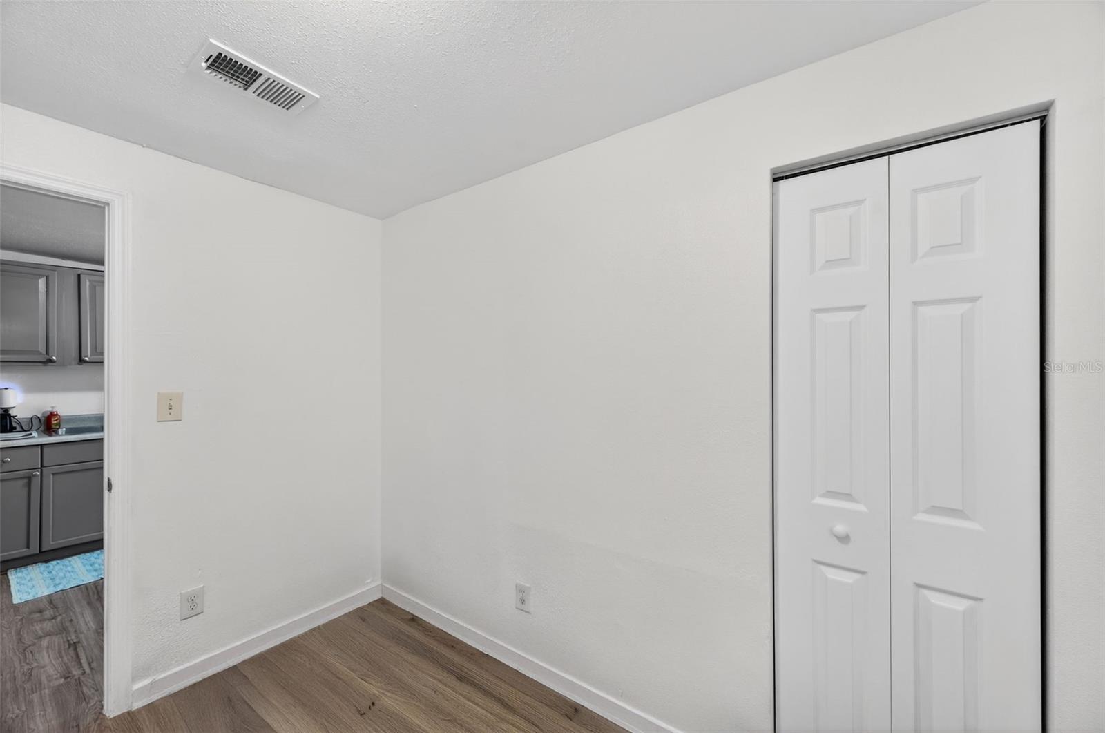 FOREST HEIGHTS REV - Residential Lease