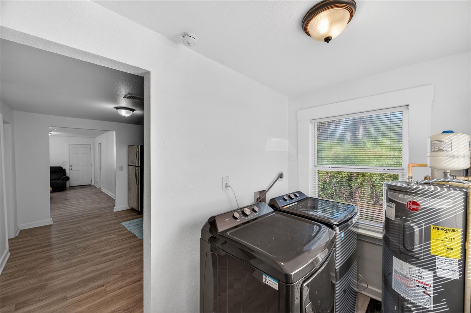 FOREST HEIGHTS REV - Residential Lease