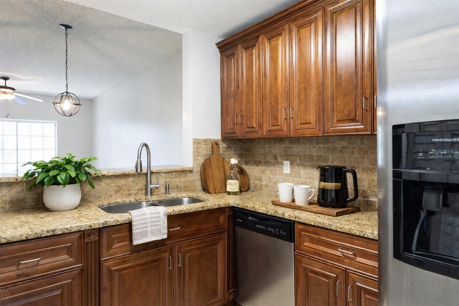 MARINA COVE - Residential