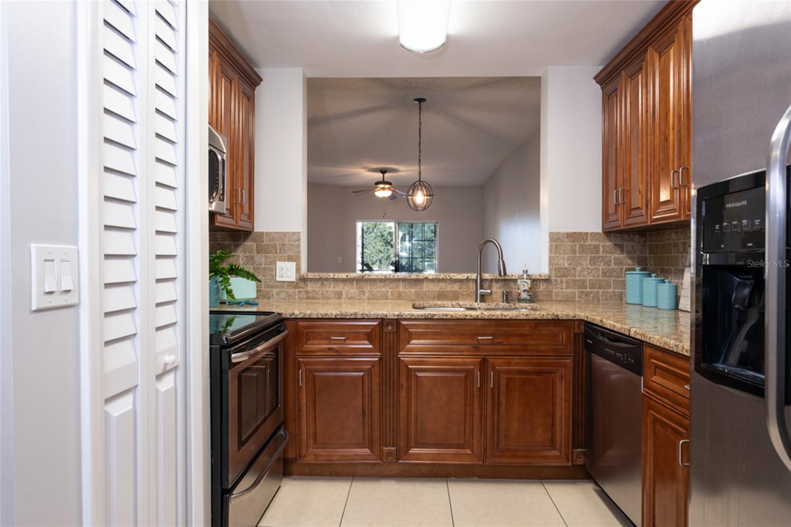 MARINA COVE - Residential