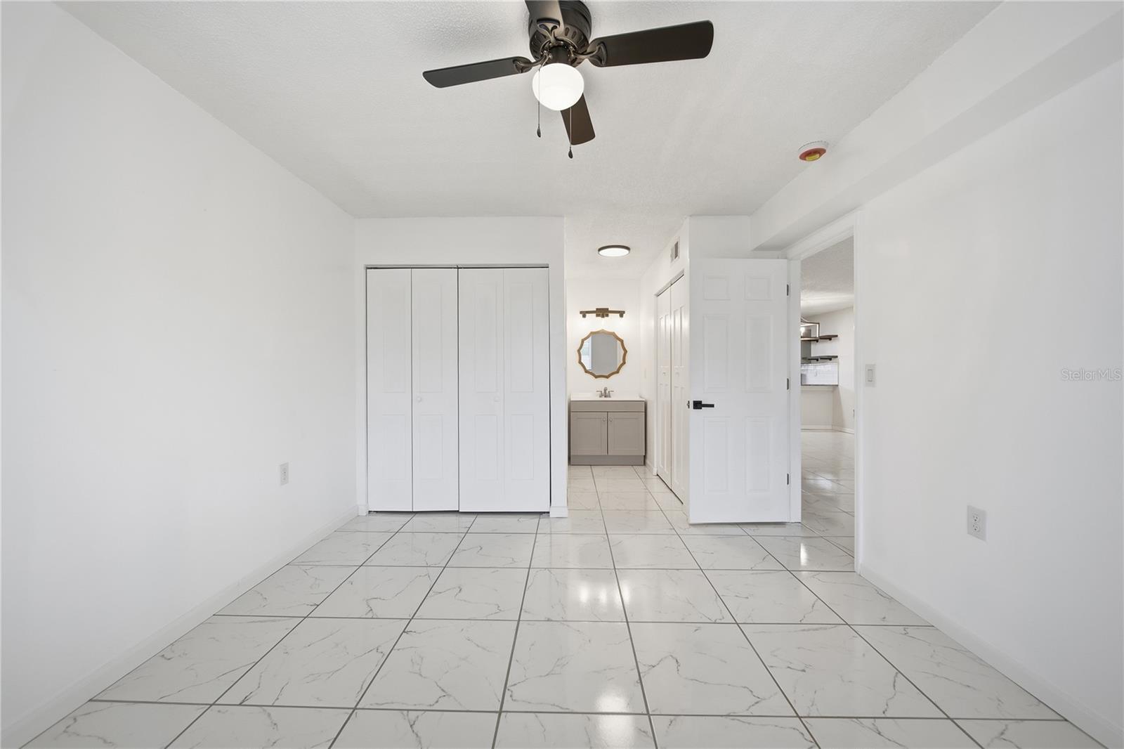 TALIA CONDO - Residential