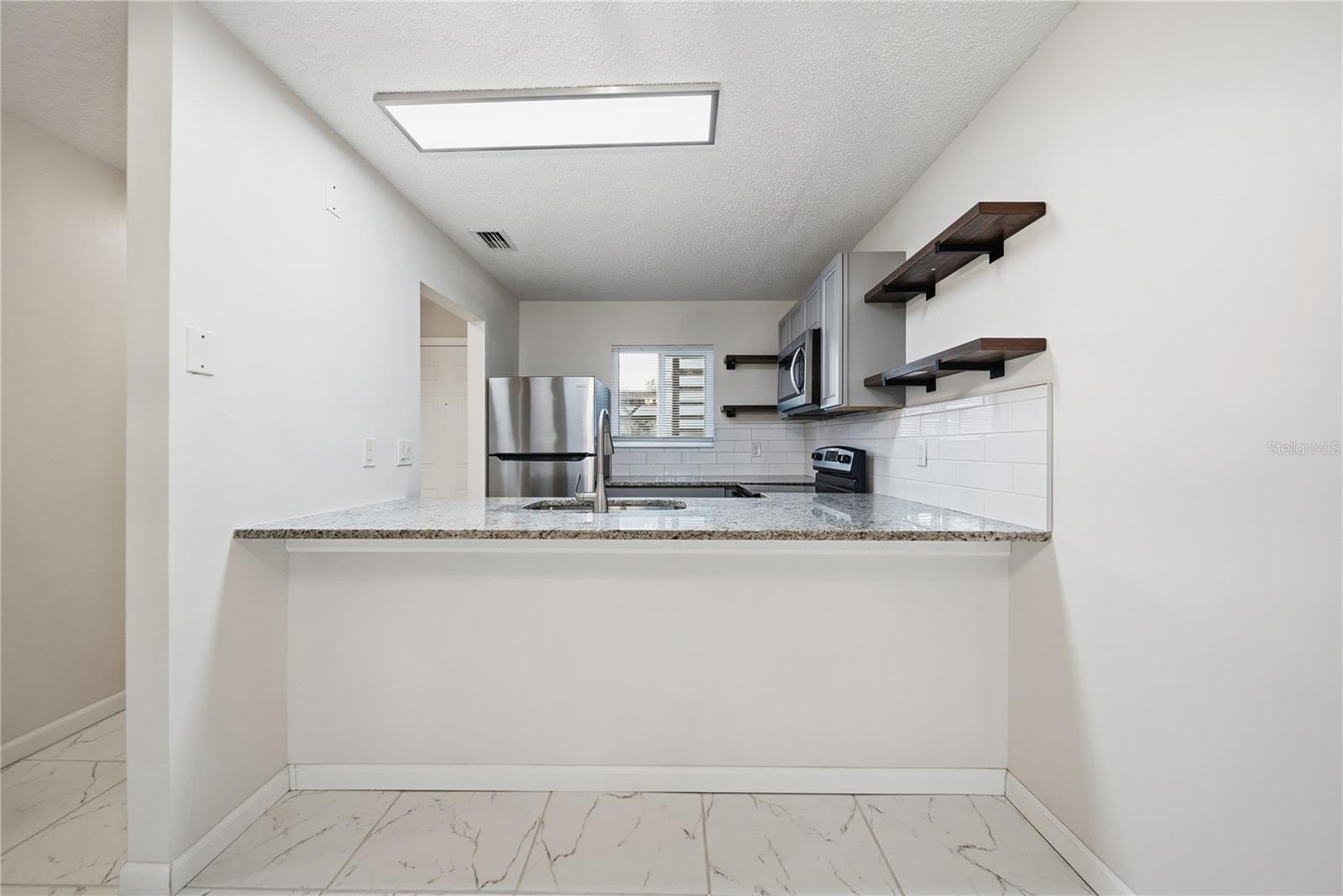 TALIA CONDO - Residential