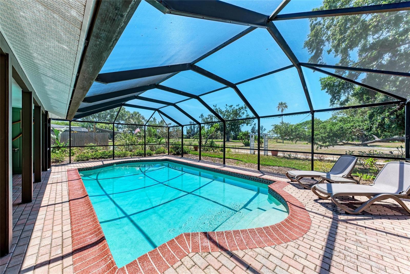 3336 PEMBROOK DRIVE