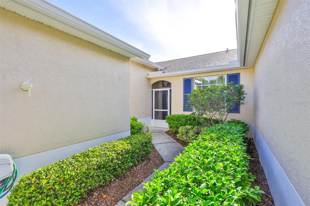 Photo of 2335 Nantucket Drive #36, Sun City Center, FL 33573 (MLS # TB8433579)