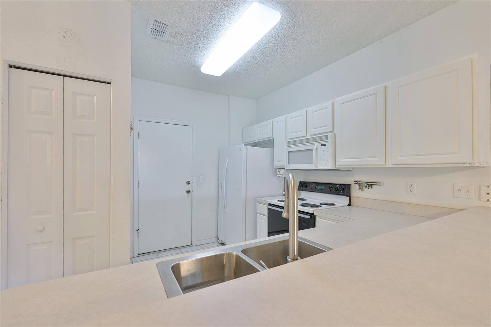 RADISON I CONDO - Residential