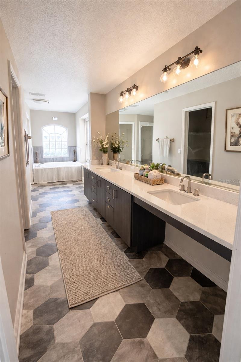 ISLEBROOK PH 02 44/87 - Residential