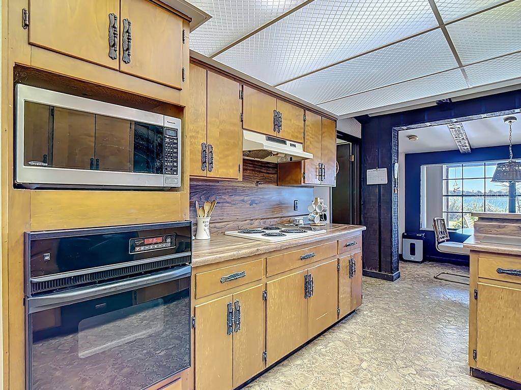 LEISURE SHORES - Residential