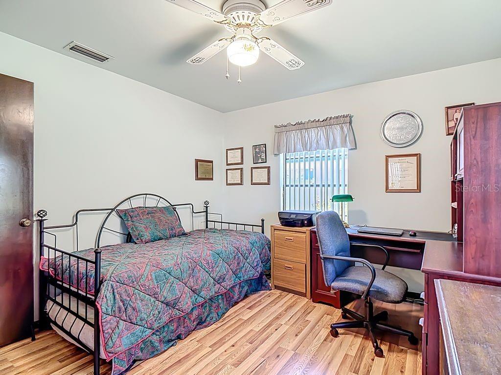 LEISURE SHORES - Residential