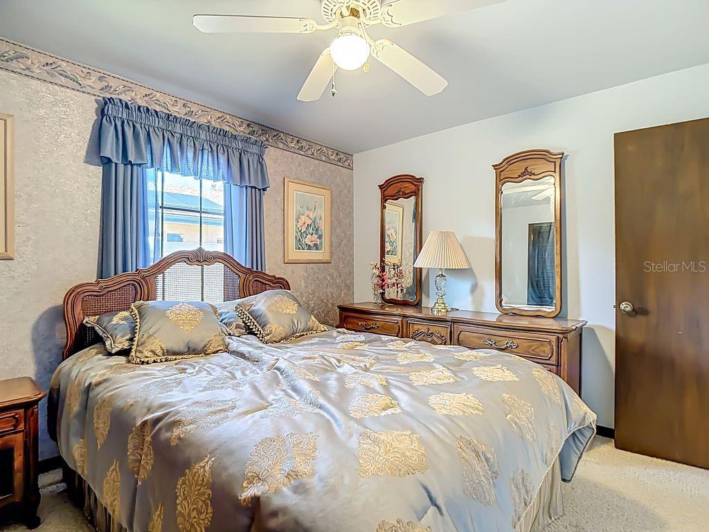 LEISURE SHORES - Residential