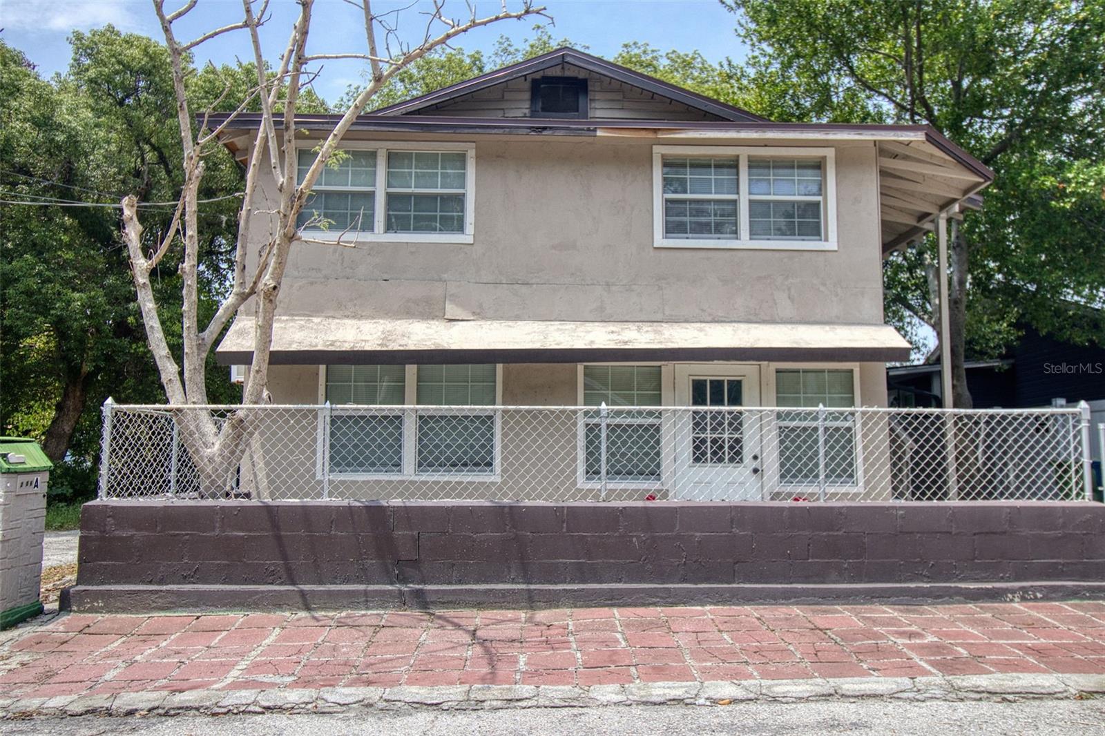 206 E IDA STREET