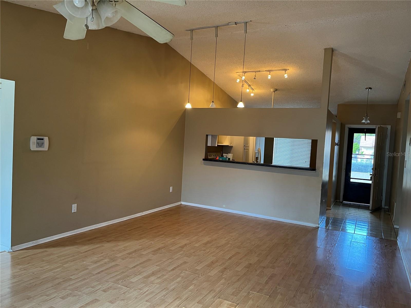 195 PINE KNOLL COURT