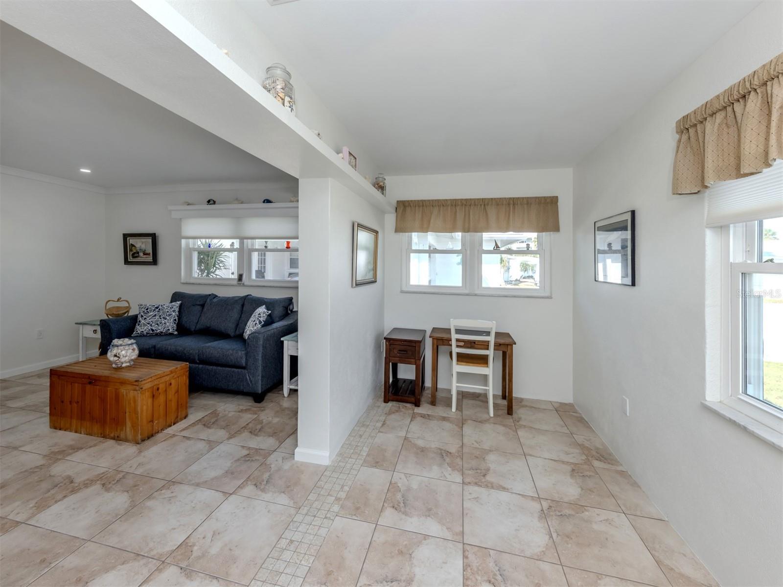 ENGLEWOOD BEACH CONDOMINIUM - Residential