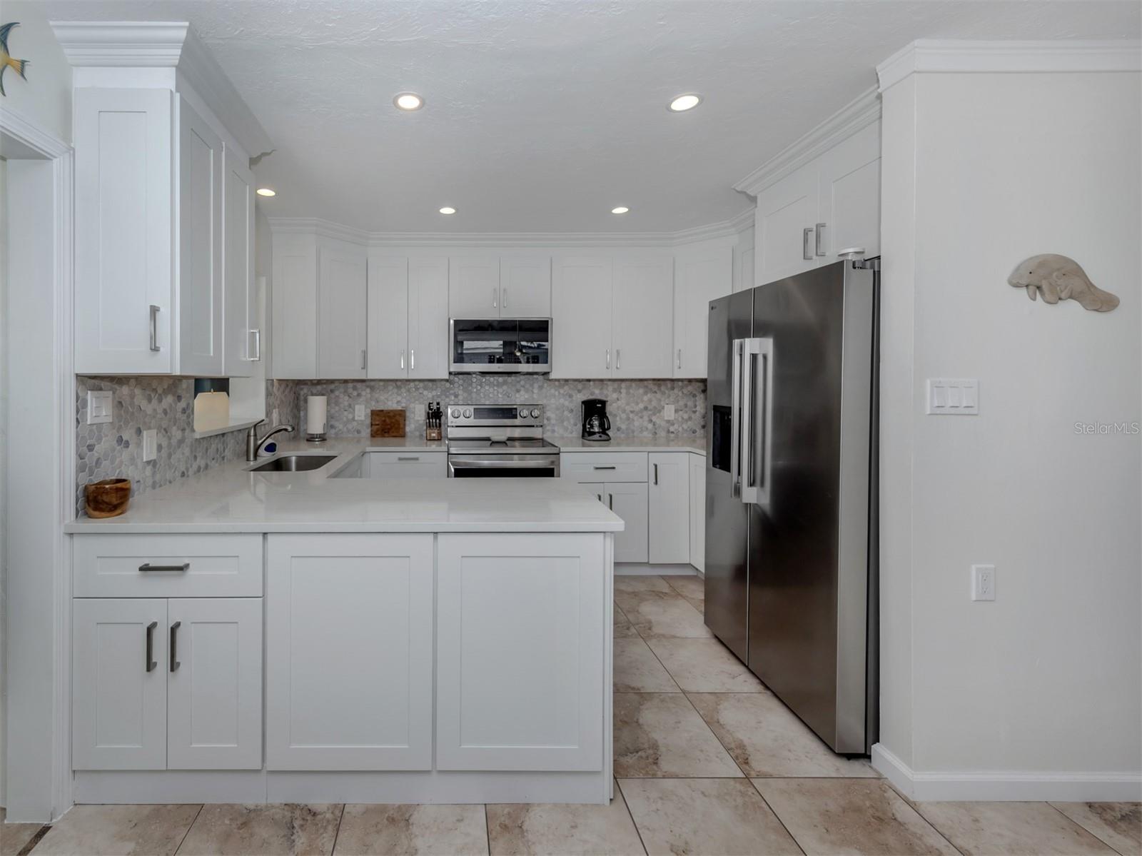 ENGLEWOOD BEACH CONDOMINIUM - Residential