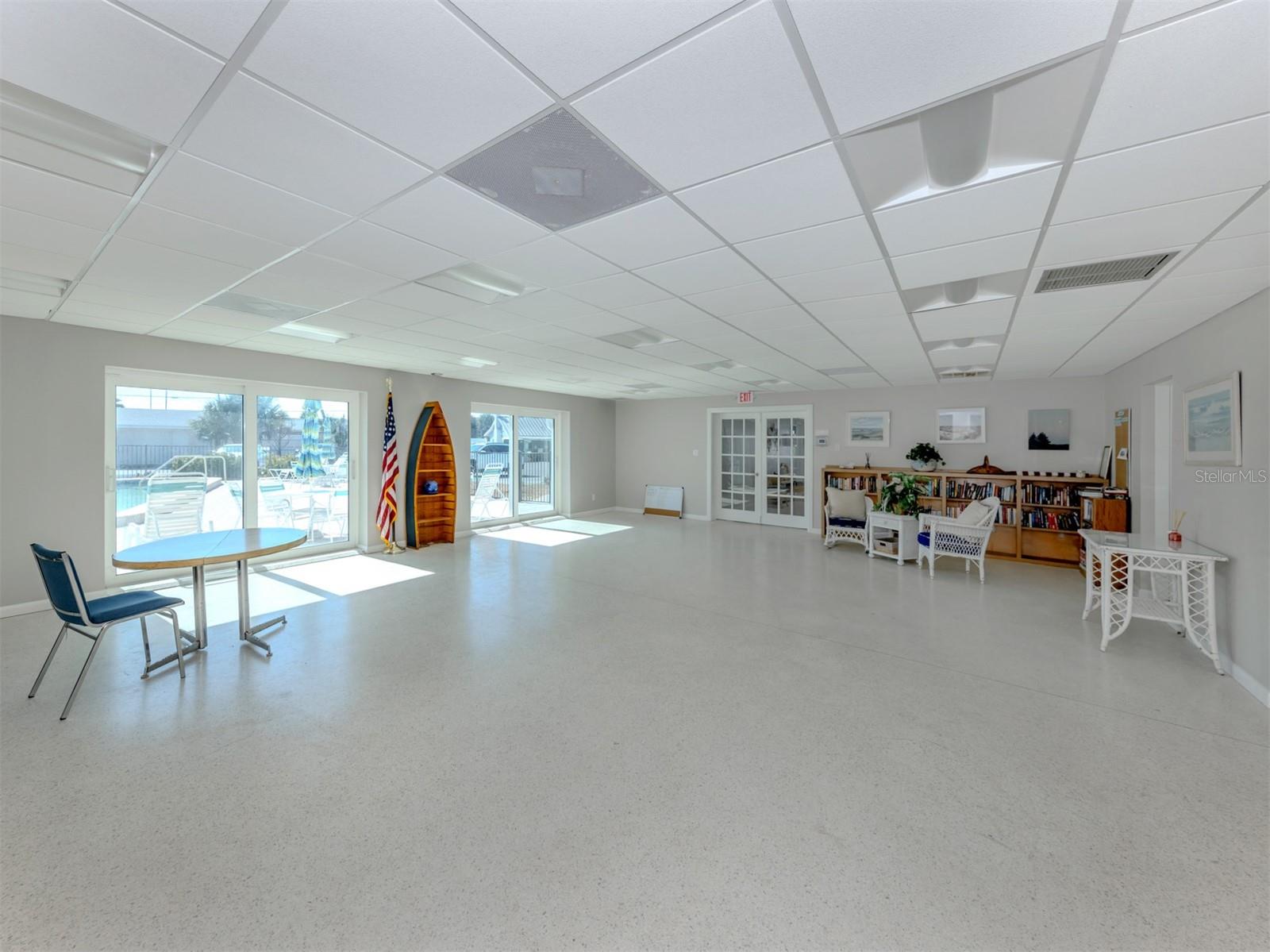 ENGLEWOOD BEACH CONDOMINIUM - Residential