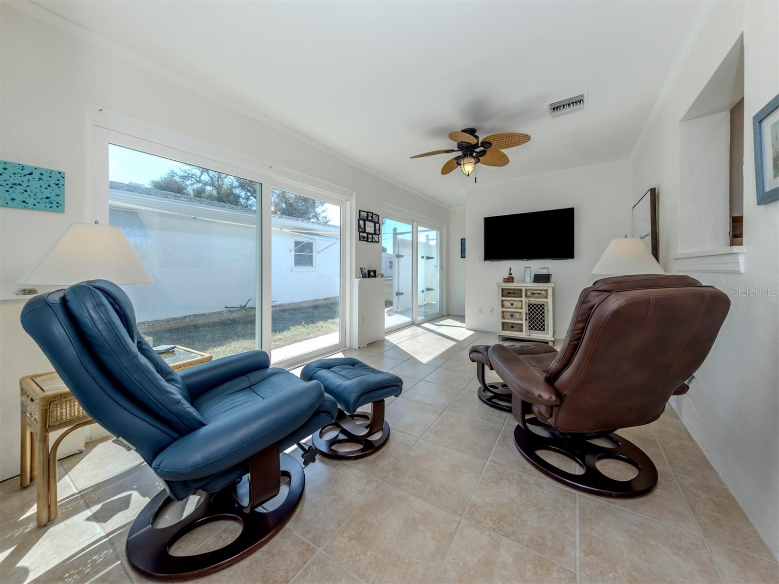 ENGLEWOOD BEACH CONDOMINIUM - Residential