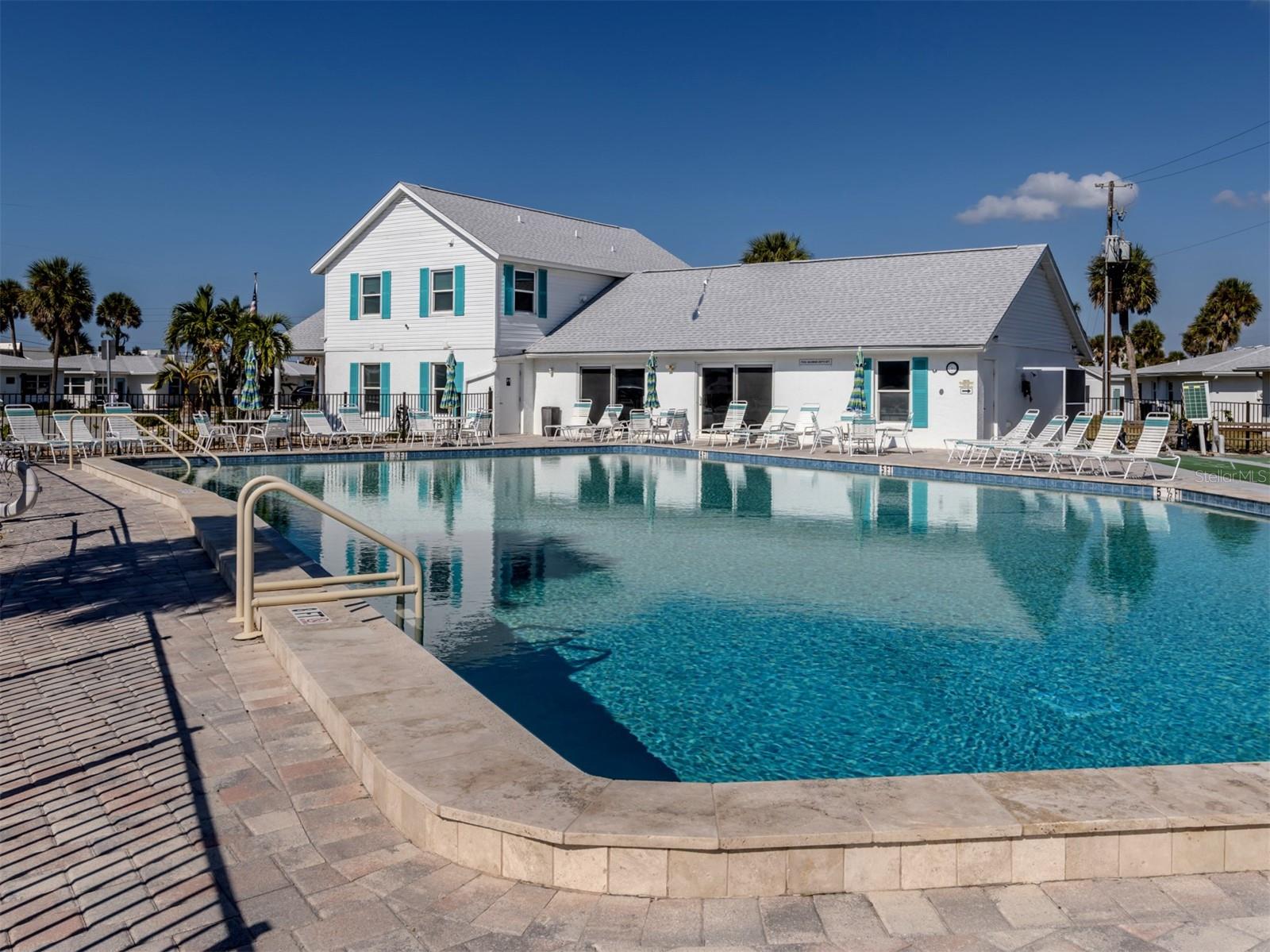 ENGLEWOOD BEACH CONDOMINIUM - Residential