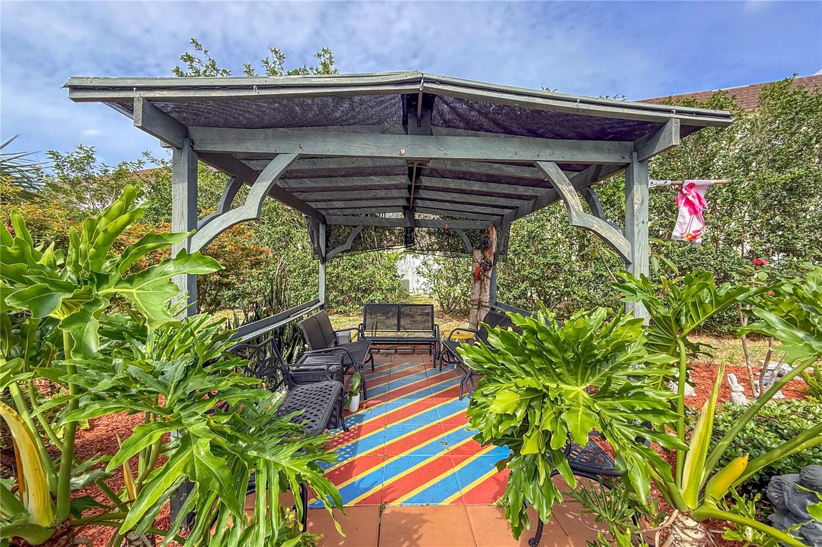 BAYSHORE ON THE LAKE APTS SEC 4 - Residential