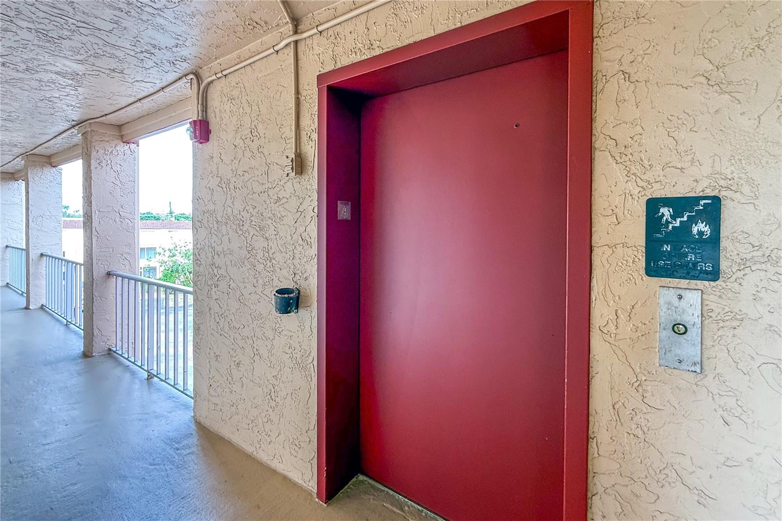 BAYSHORE ON THE LAKE APTS SEC 4 - Residential