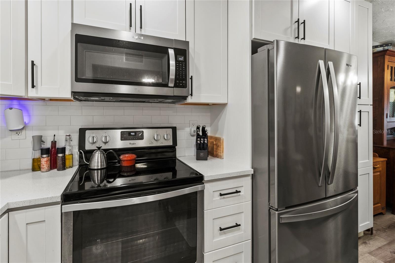 4189 HERON WAY 406E