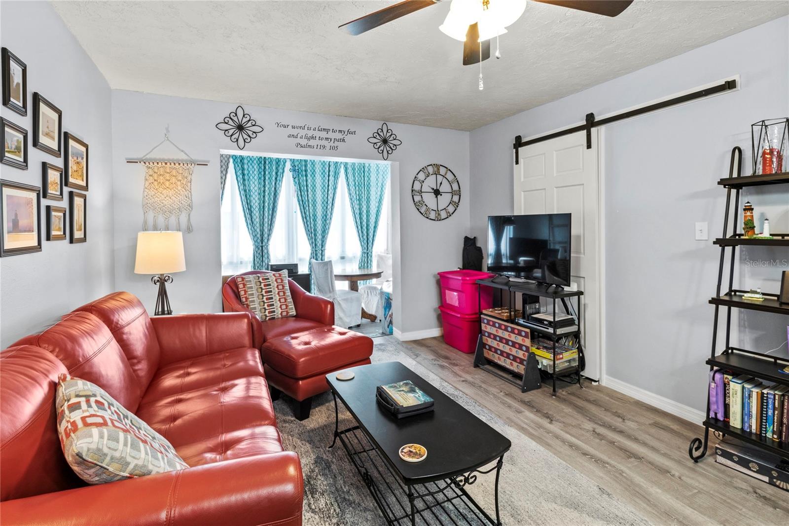 BAYSHORE ON THE LAKE APTS SEC 4 - Residential