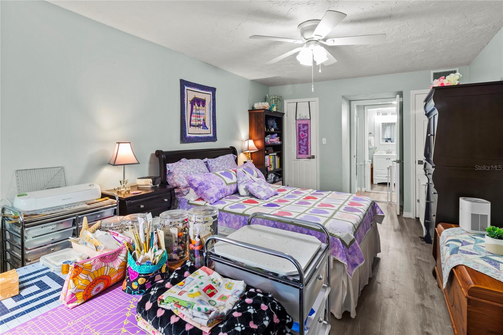 BAYSHORE ON THE LAKE APTS SEC 4 - Residential