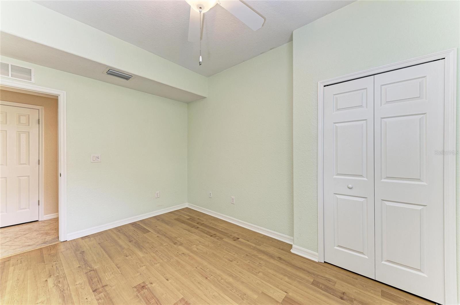 RIVER STRAND - Residential