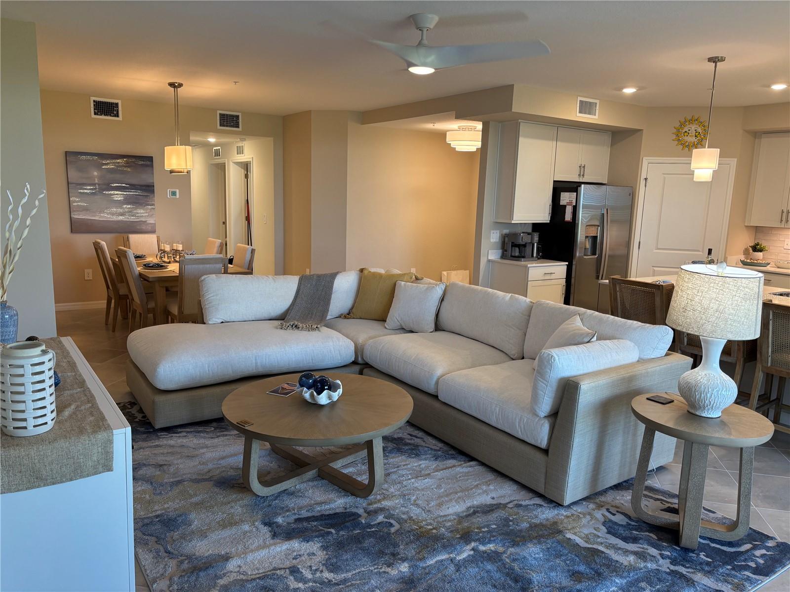 WELLEN PARK GOLF & COUNTRY CLUB - Residential Lease