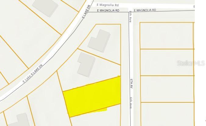 A excellent piece of vacant lot with a No-HOA community in Daytona Park Estates community. Come build your dream home in ever growing city of Deland. This is a great location for your new home on a 0.275 acre of land. Imagine having your brand new home here. We even have builders who can make your dream a reality. Beautiful, buildable lot in Deland, Volusia County. Invest in your future before prices goes up. Close to Daytona Beach, restaurants and hwy 92. This neighborhood is coming with lots of new construction throughout. Dont miss this one! Call today!