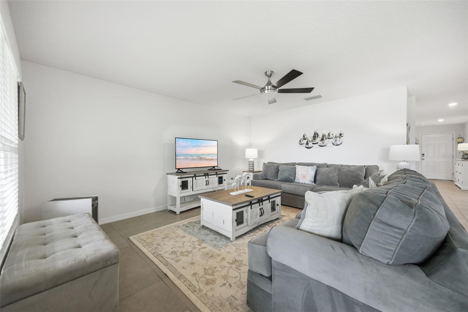 BELLA LAGO PH I - Residential