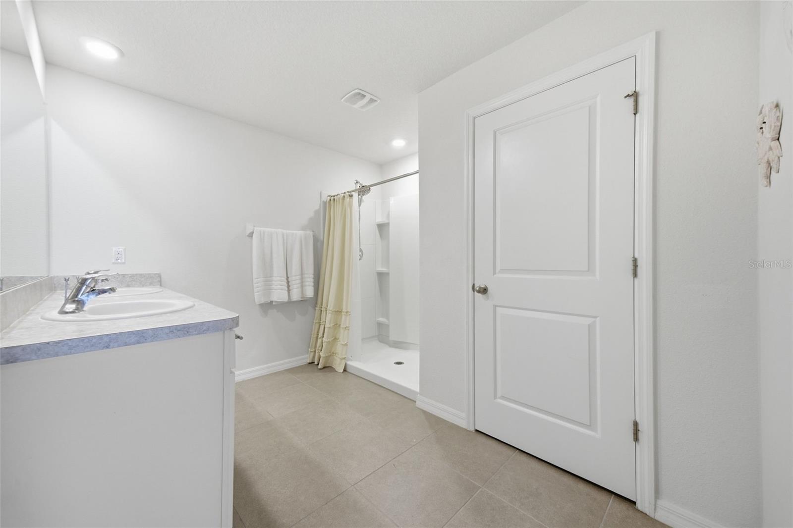 BELLA LAGO PH I - Residential