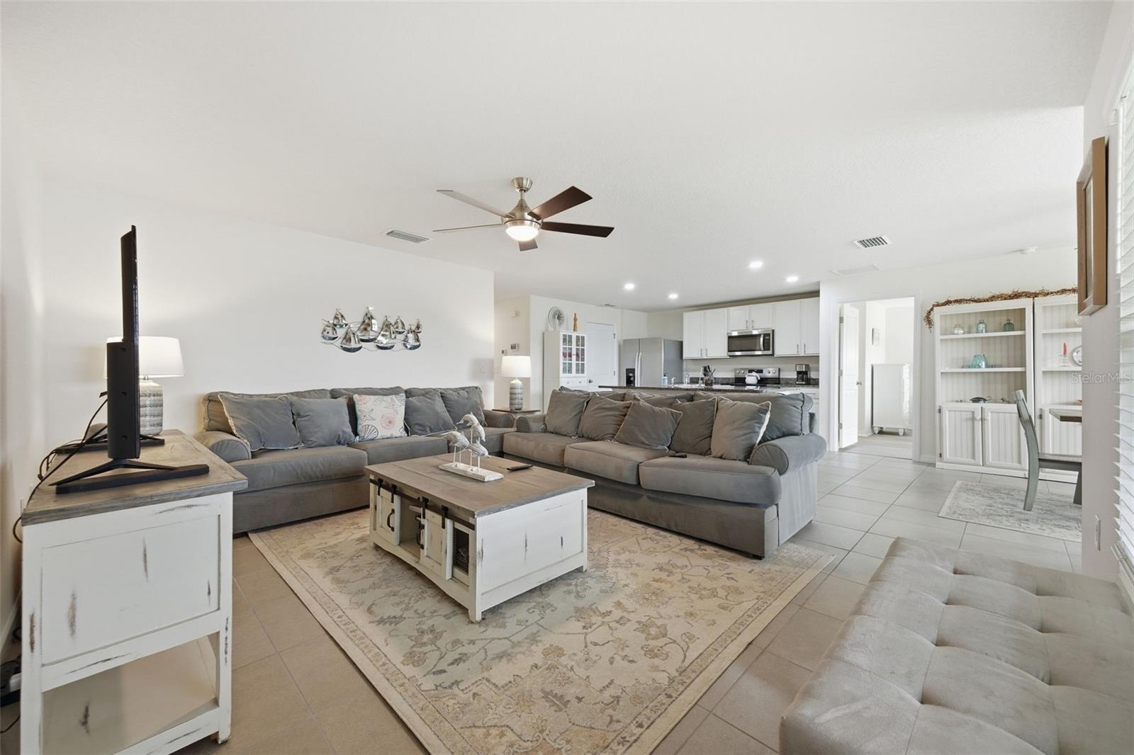 BELLA LAGO PH I - Residential