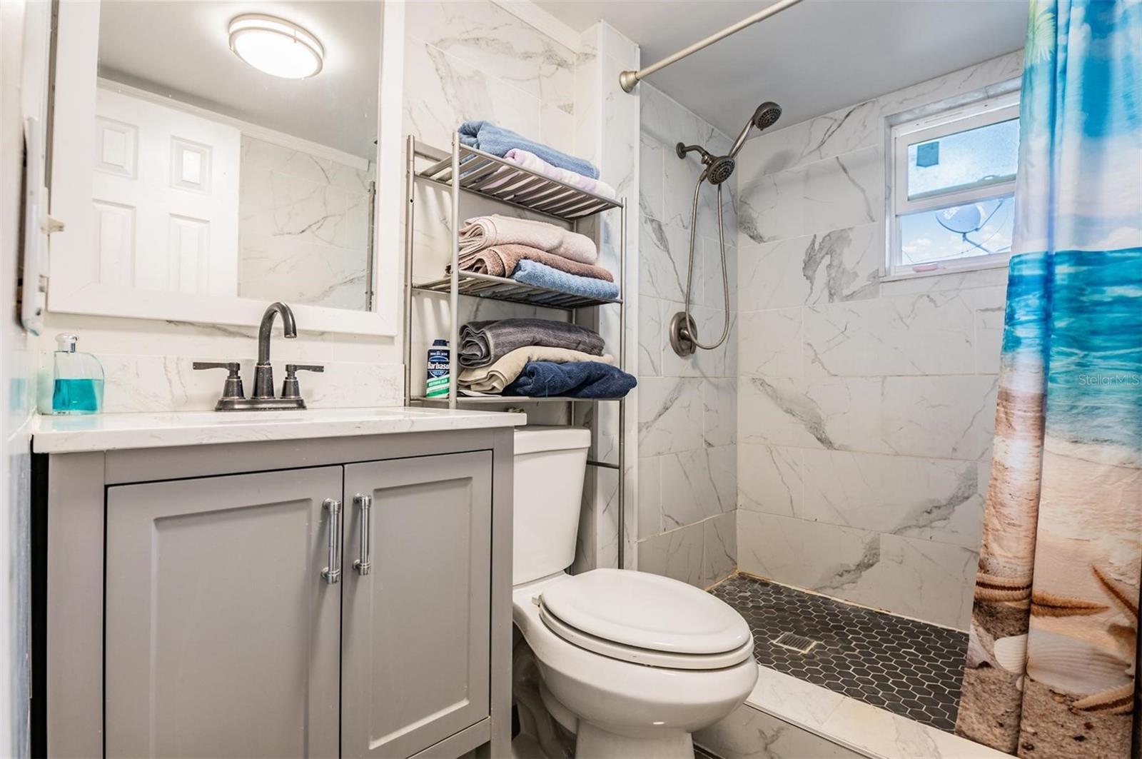 EMBASSY HILLS - Residential