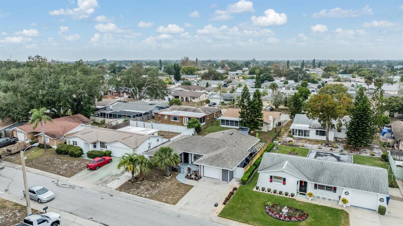 EMBASSY HILLS - Residential