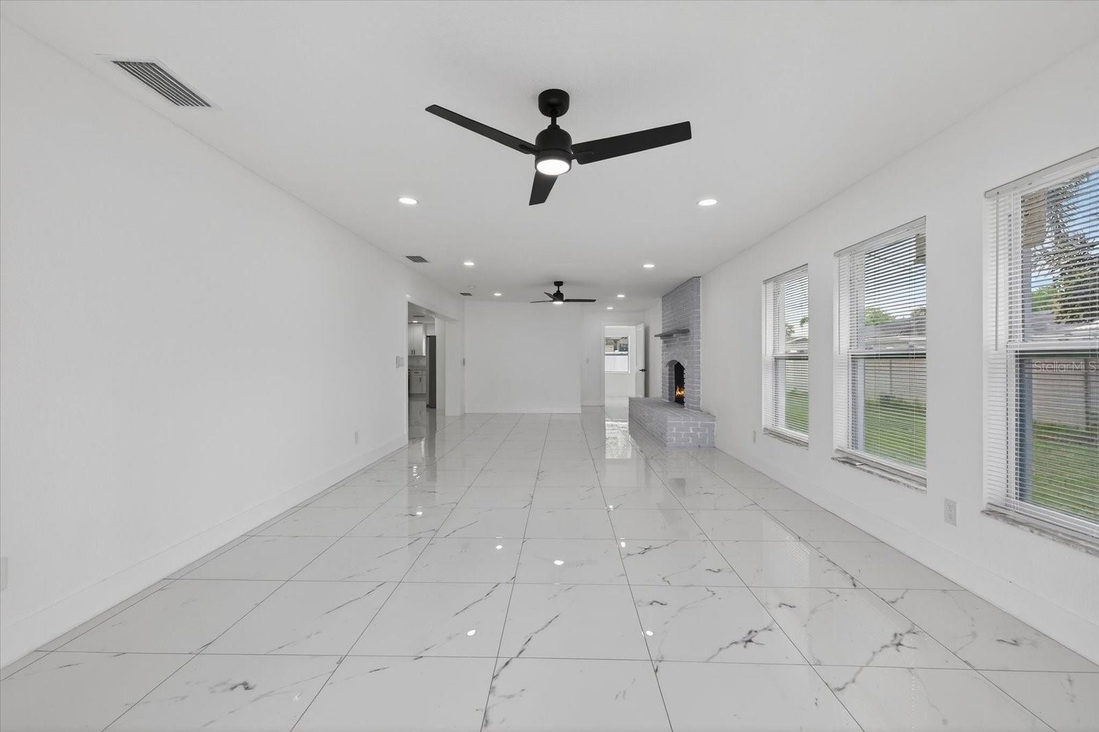 MIDWAY ACRES - Residential