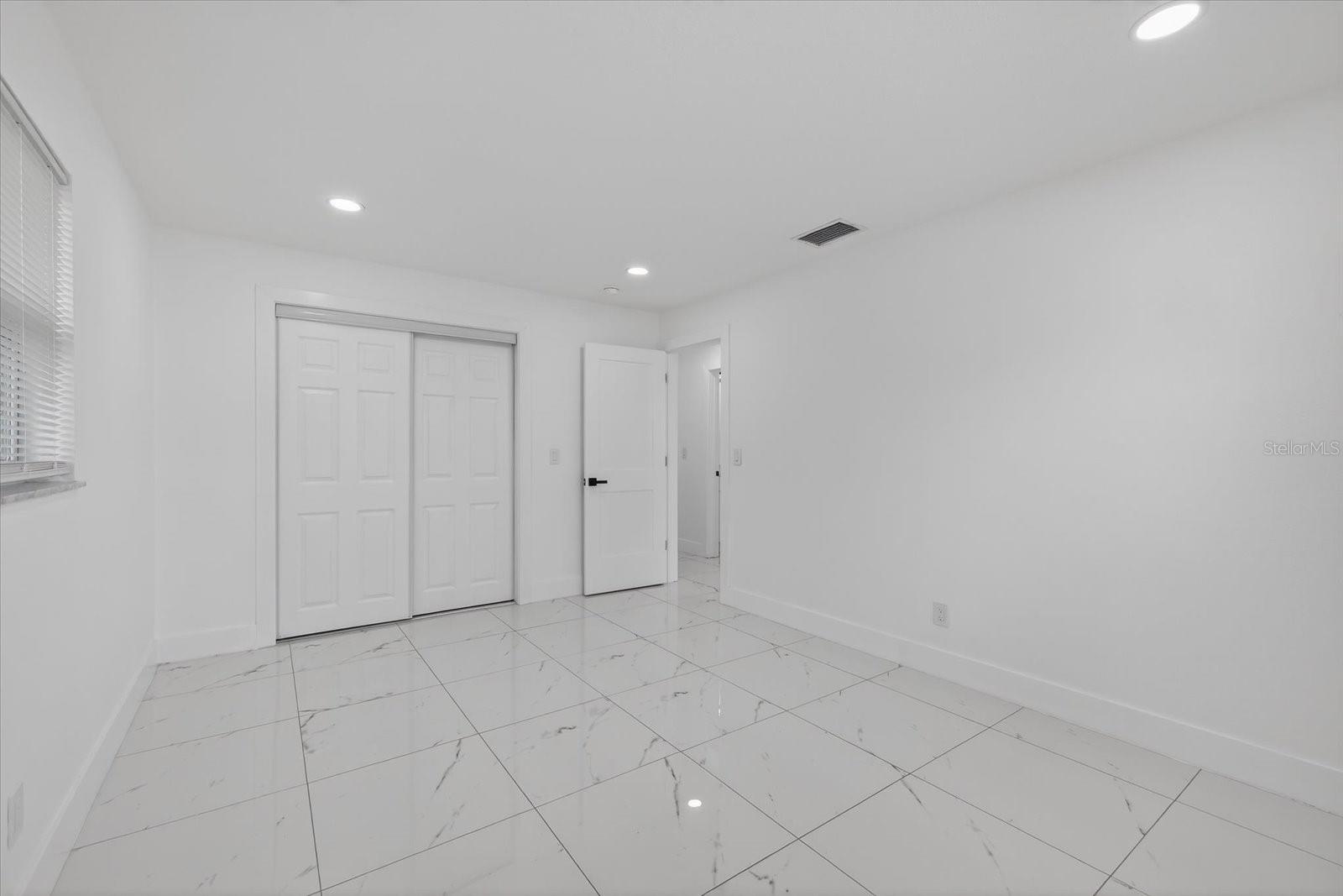 MIDWAY ACRES - Residential