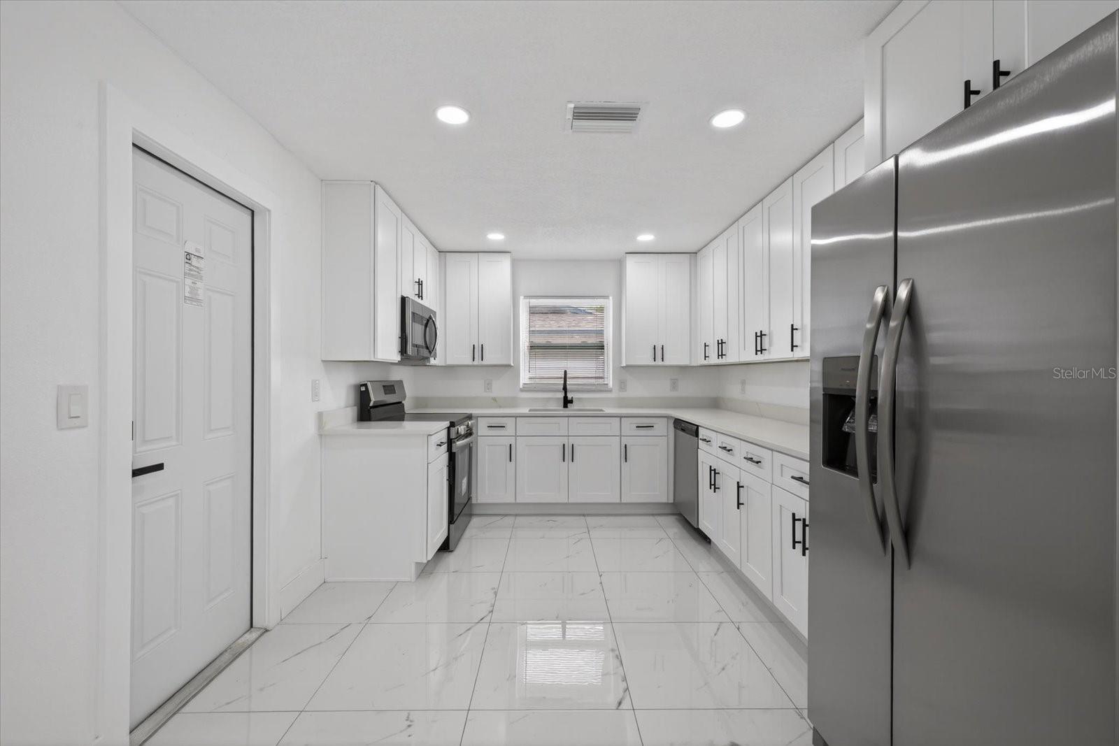 MIDWAY ACRES - Residential