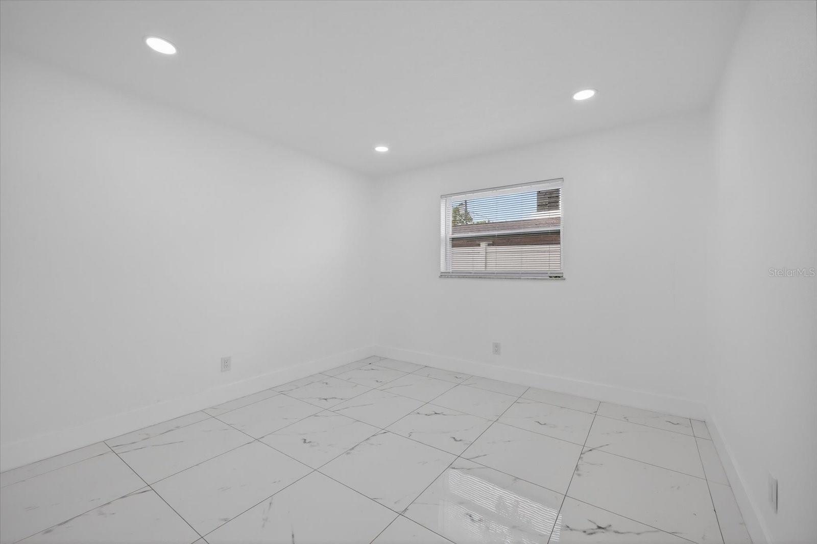 MIDWAY ACRES - Residential