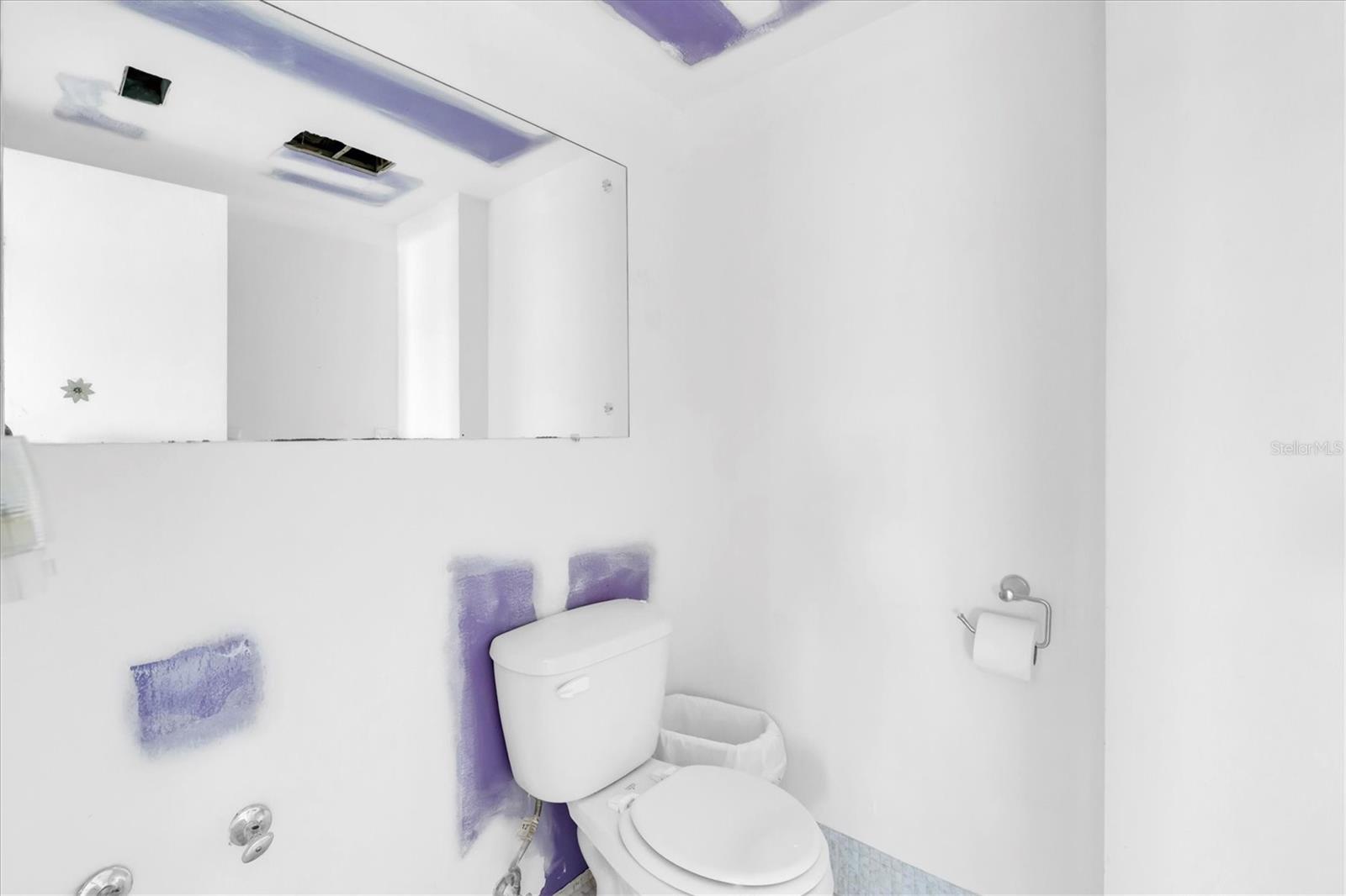 SHORE CREST BLDG - Residential